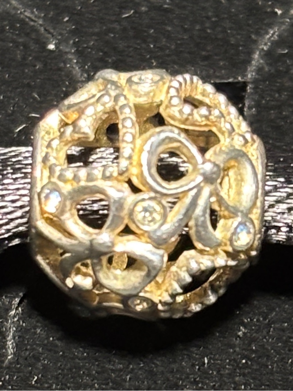 Chamilia Openwork Bows and Hearts charm with clear Swarovski crystals. 925